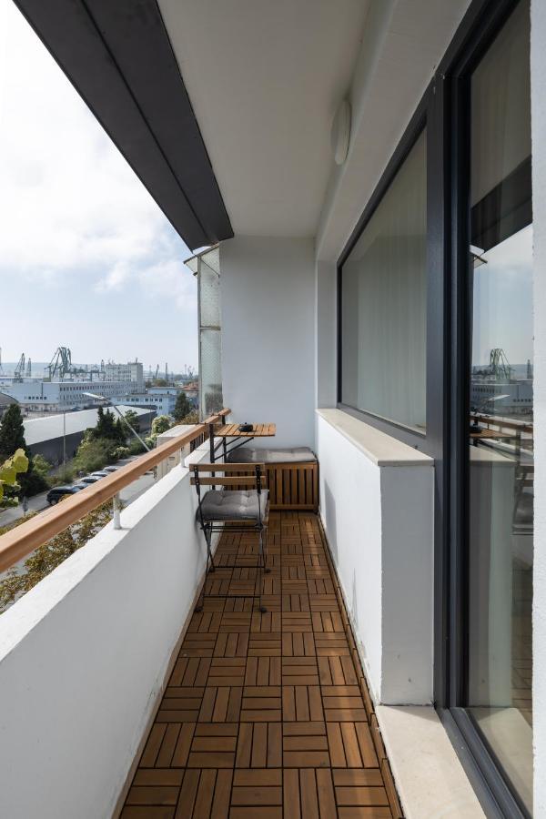 Topaz Beachfront Apartment 瓦爾納 外观 照片